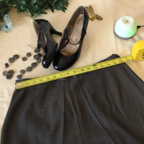 K. C. Spencer New York Pants Suit - Picture 5 of 8